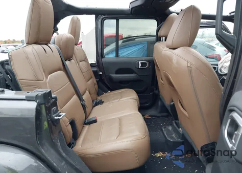 2020 Jeep Wrangler Unlimited Sahara 4X4 from USA, damaged, VIN 1C4HJXEG4LW194077